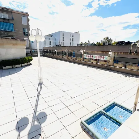 Salvis Terraza Y Piscina Apartment